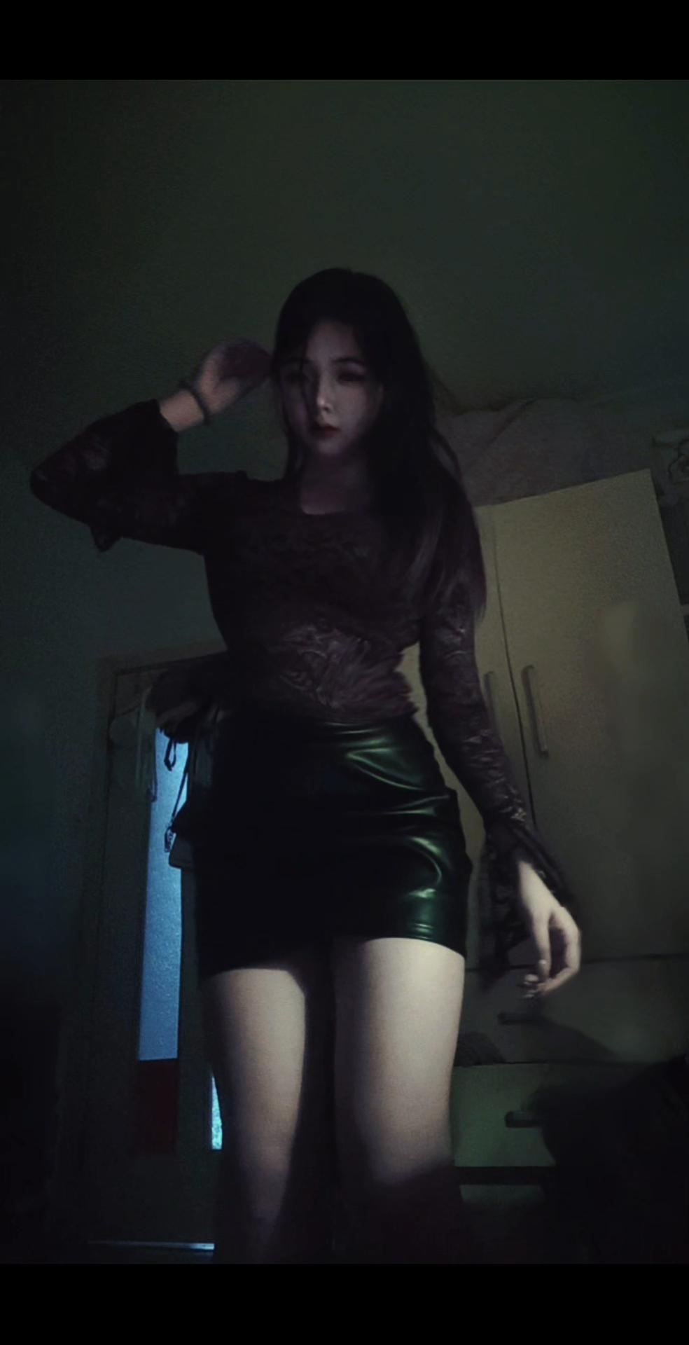 不知道 我的身材很曼妙