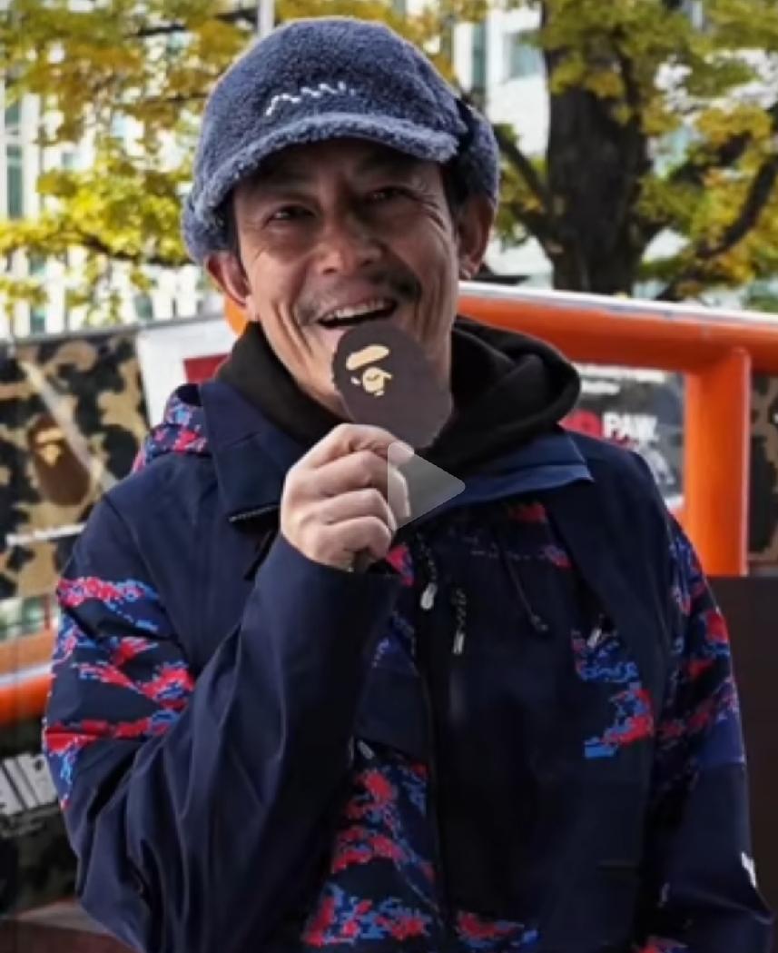 冠希哥越来越苍老了，满脸的皱纹，皮肤松弛，他也才46岁，看着比实际年龄老了20岁