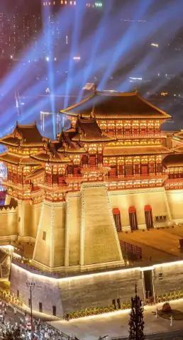 这两天，洛阳文旅融资13亿的消息满天飞，在网上却看（找）不到官方信息。
    