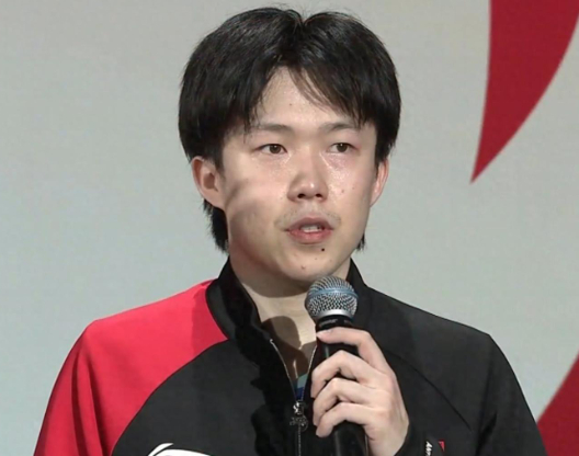 成都混团世界杯，国乒8-4力克德国获7连胜，提前锁定四强！林诗栋/蒯曼2-1险胜