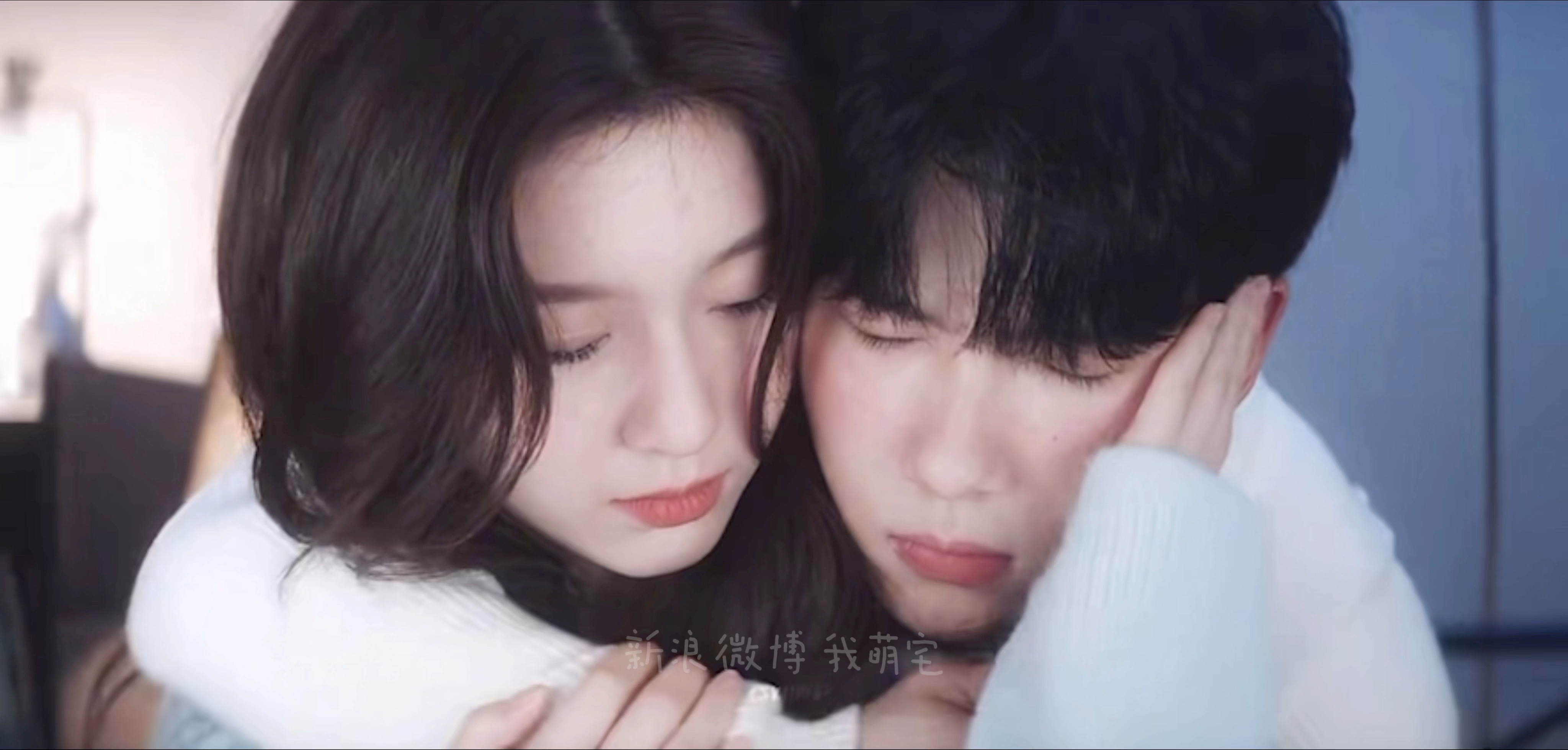 璇之余众[超话]  🥰 璇之余众  我不行了。。 最最最最最喜欢的一帧 萌晕…