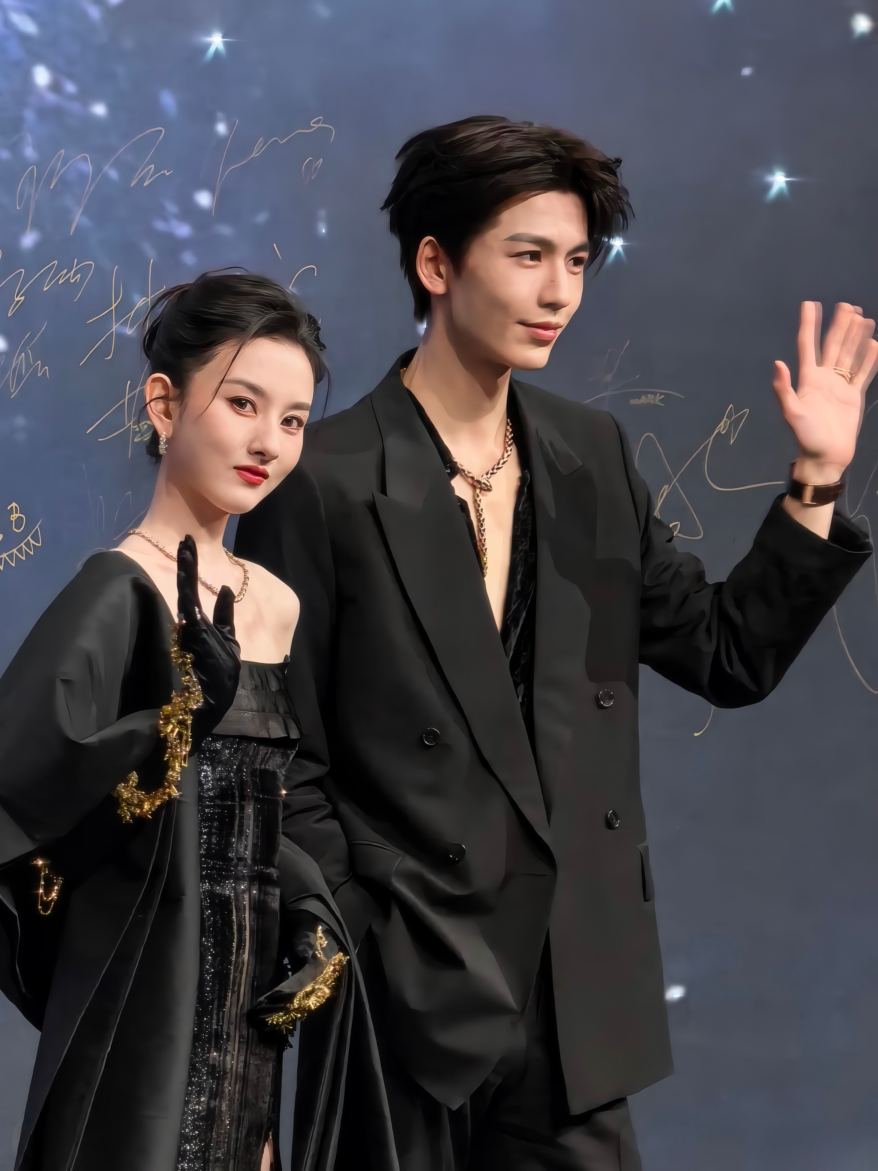 张凌赫宋祖儿 帝王和王后这题kk会！！！超养眼的两张脸宋祖儿张凌赫kk的星朋友