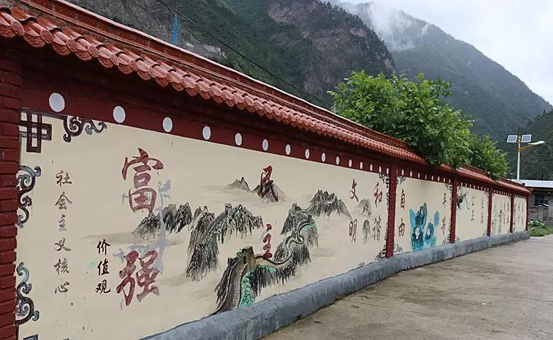 更好担负起新的文化使命（约500字 微头条原创文稿）
 
在文化传承发展相关座谈