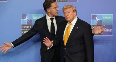 美国这是要硬刚伊朗打全面大仗吗？北约峰会上特朗普放狠话今夜再重拳打击伊朗！霸权随