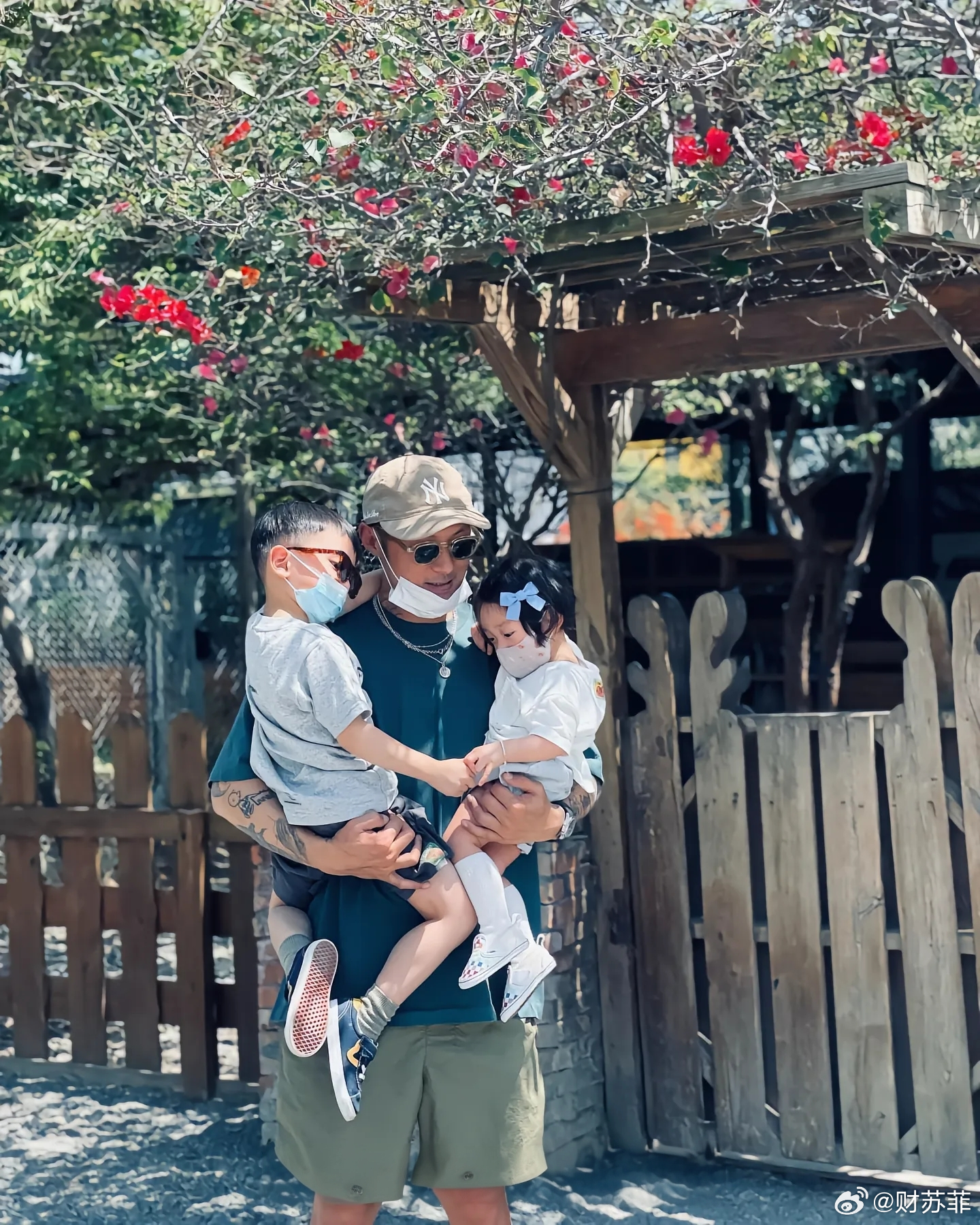 王棠云说余文乐是个好爸爸余文乐宣布离婚 婚姻可以落幕，但父母对孩子的责任不会消失