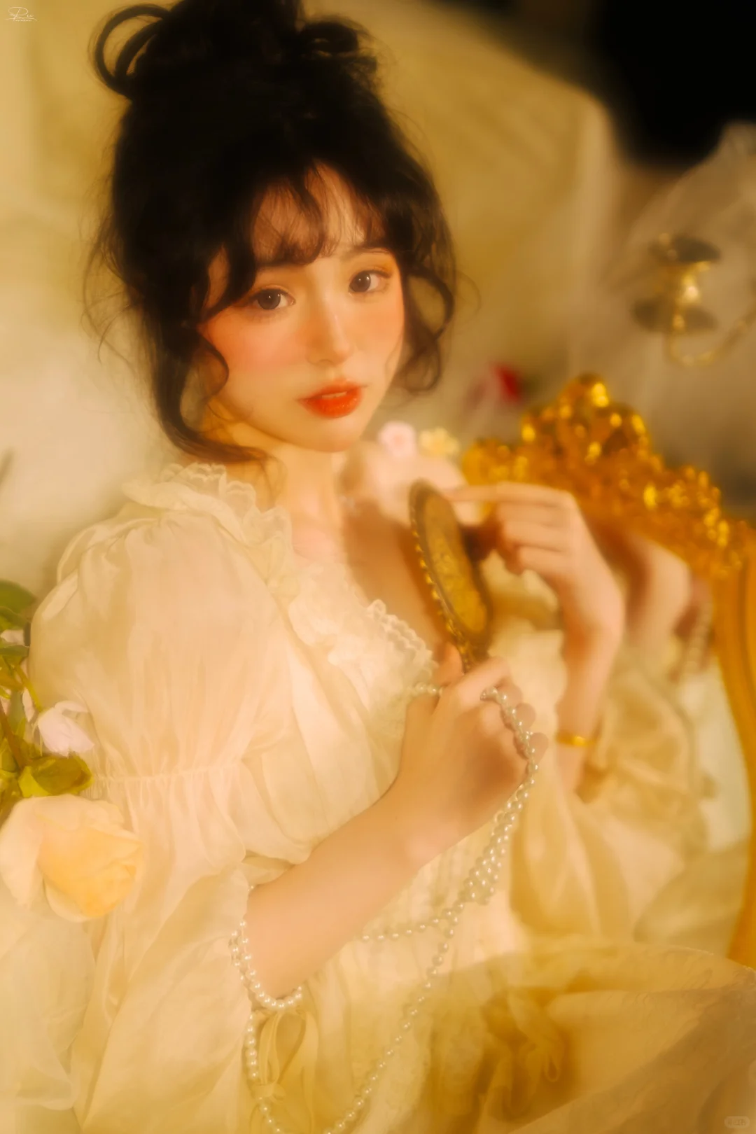 她从光里走来✨