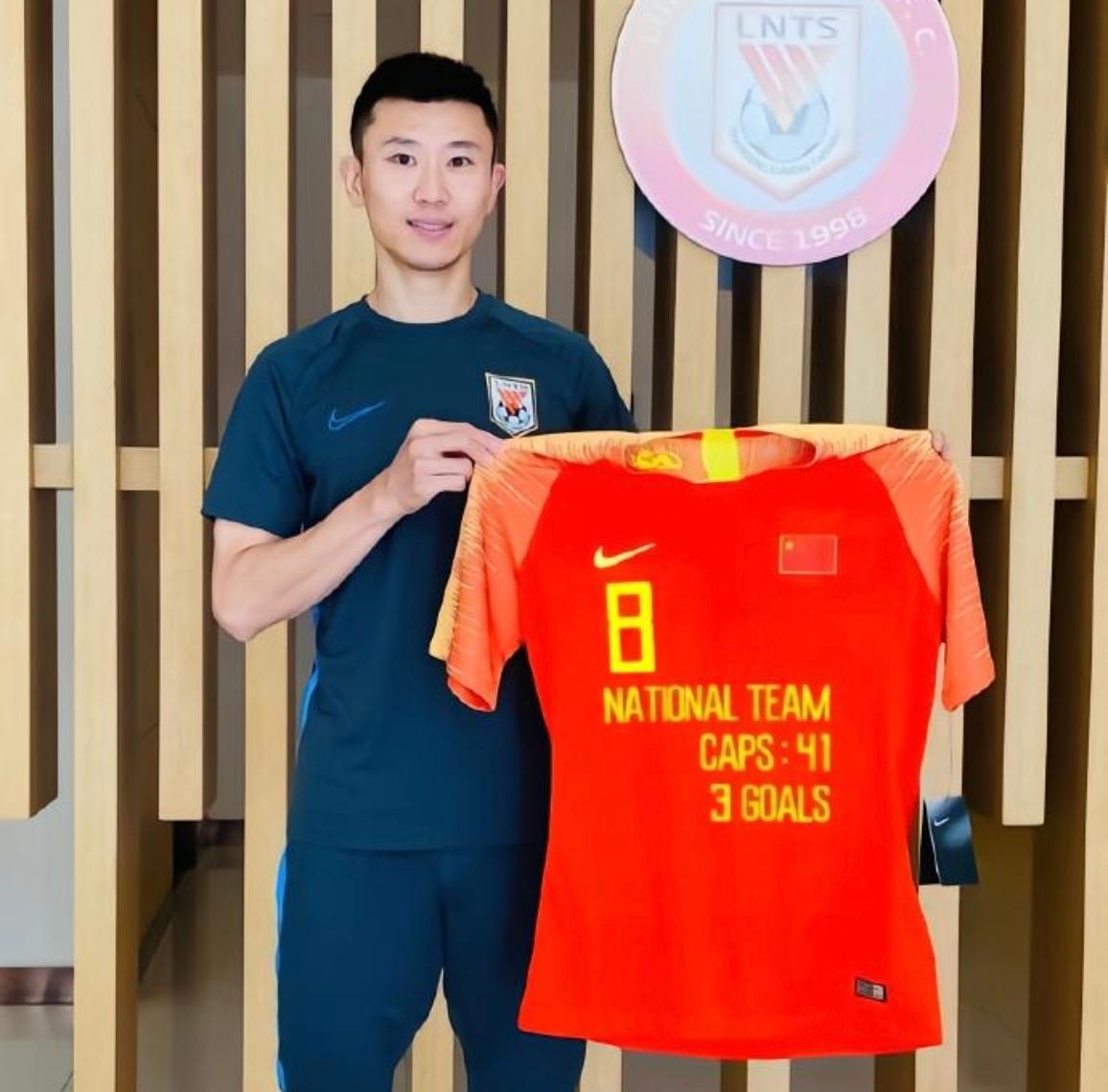 过犹不及。拿下中青赛冠军的泰山U15，仅有一人入选周海滨执教的U15国足，让球迷