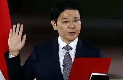 这两天，看到中国如此严厉制裁日本，当初还替日本讲话的新加坡总理黄循财可谓是瑟瑟发