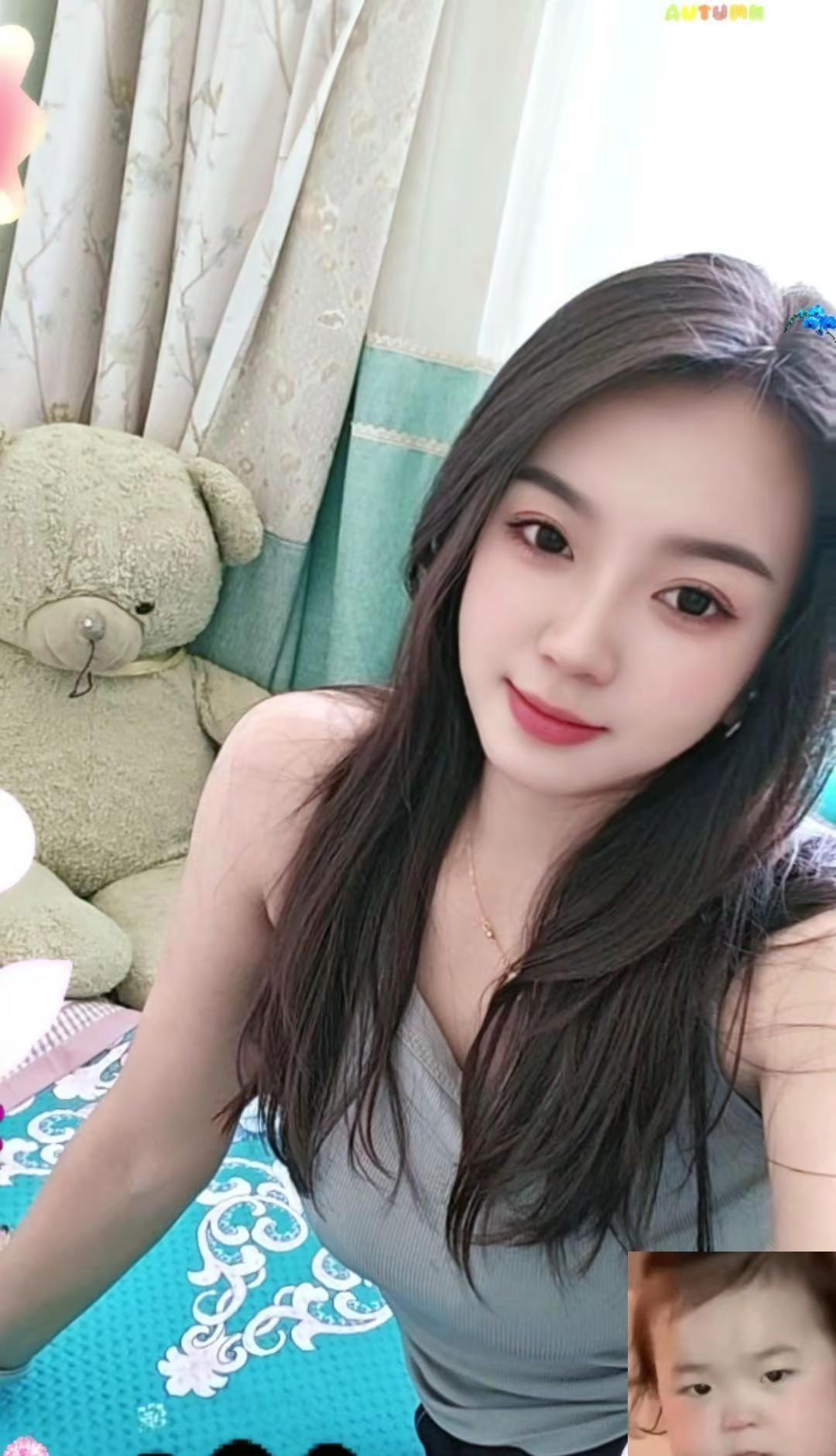 只想把自己养的越来越快乐  平静，其它的 都不太感兴趣。夏天的味道你感受到了吗 