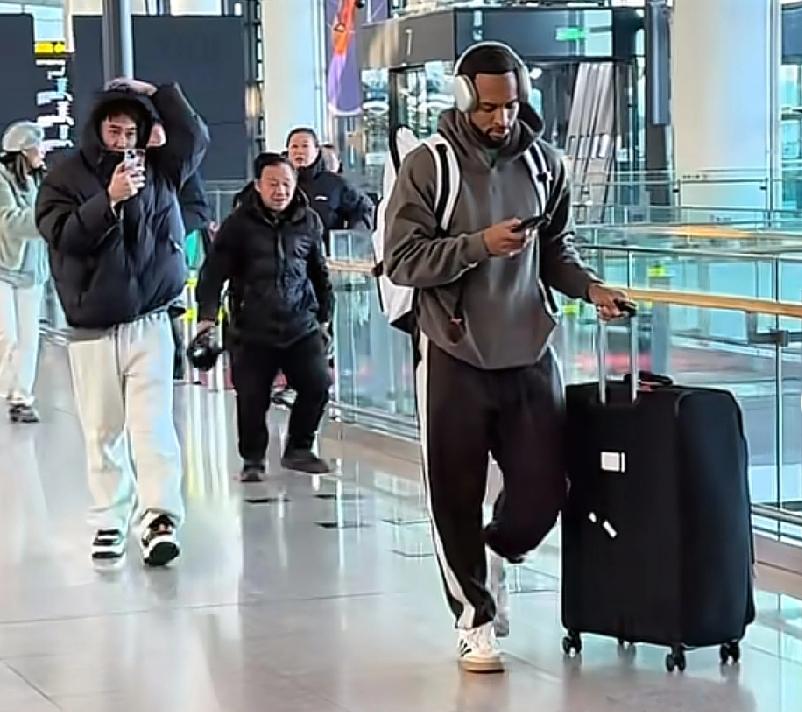 布朗离开太落寞，他关键球敢斗狠， 亨特究竟怎么被辽宁青睐？

辽宁今年的四个外援