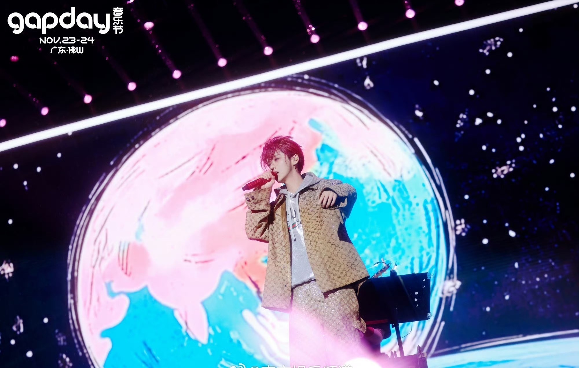 鹿晗领衔的音乐节如何带火佛山 【 超7万乐迷涌入佛山禅城 ，“顶流”来办音乐节撬
