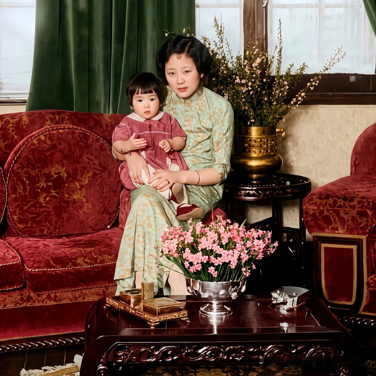 这便是宋子文的夫人张乐怡年轻时的真实模样，大家都好好看看！这并非演戏，也而非剧照
