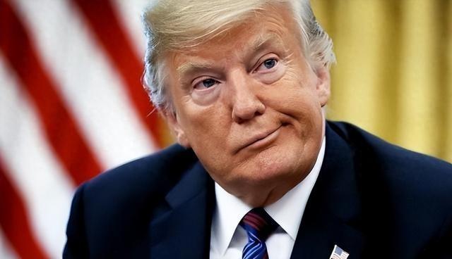 美国说封锁伊朗，说得跟真事儿似的。
可自家能源部长8月11日刚说完，过去七天霍尔