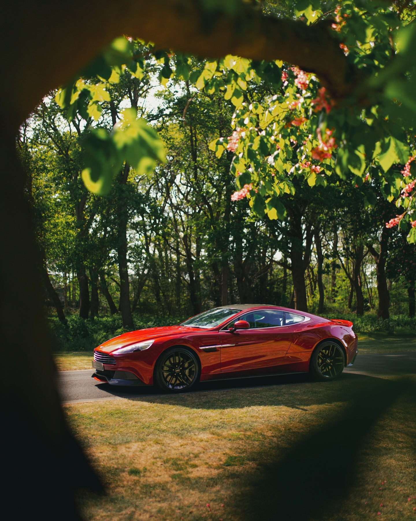 Aston Martin Vanquish阿斯顿马丁astonmartin阿斯顿
