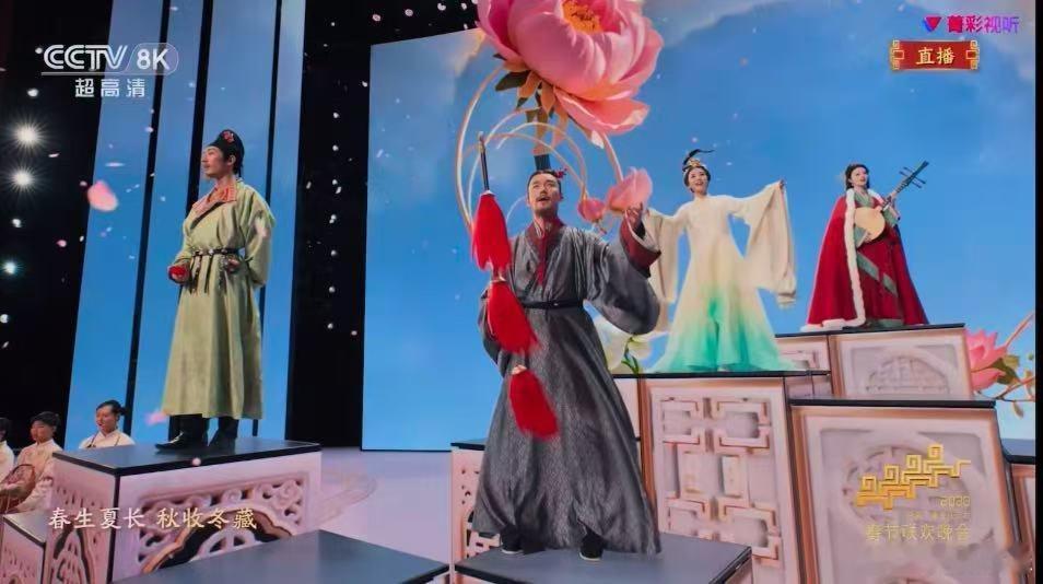 胡兵至今没发现长得高的坏处 54岁还有这身高加状态，简直是“冻龄巨人”！岁月只加