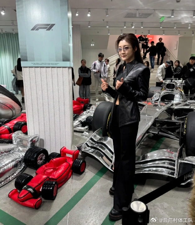 陈梦好飒 F1中国站期间，上海街头的大咖含量好高！乒乓球奥运冠军陈梦ALL BL