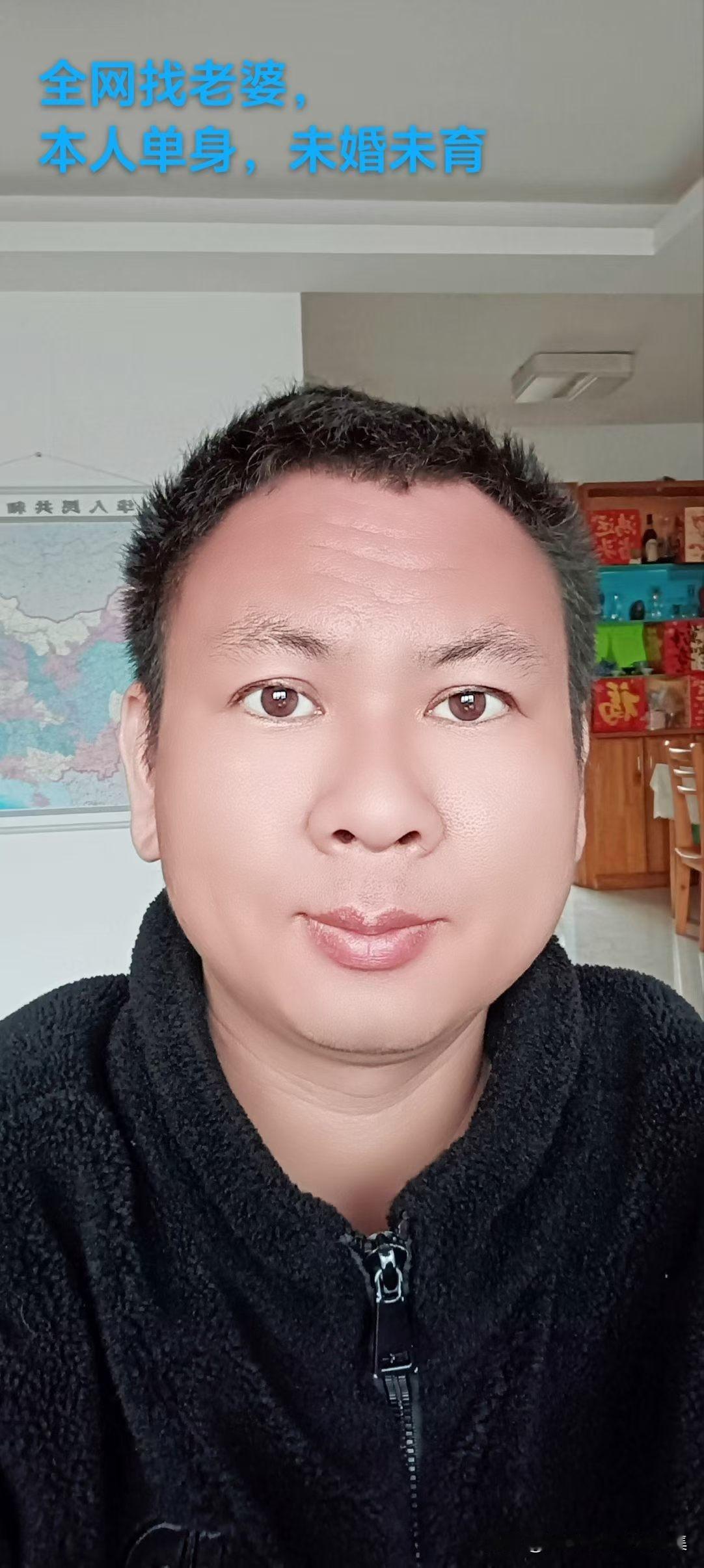大家好，我是诗人，刚刚有个以前网上认识的妹子突然联系我加我微信说她家热水器坏了让