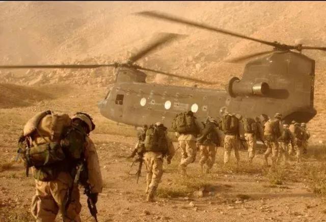 美国打阿富汗打了20年，死了2000多人，消耗了2万多亿美元。现在美国对伊朗的战