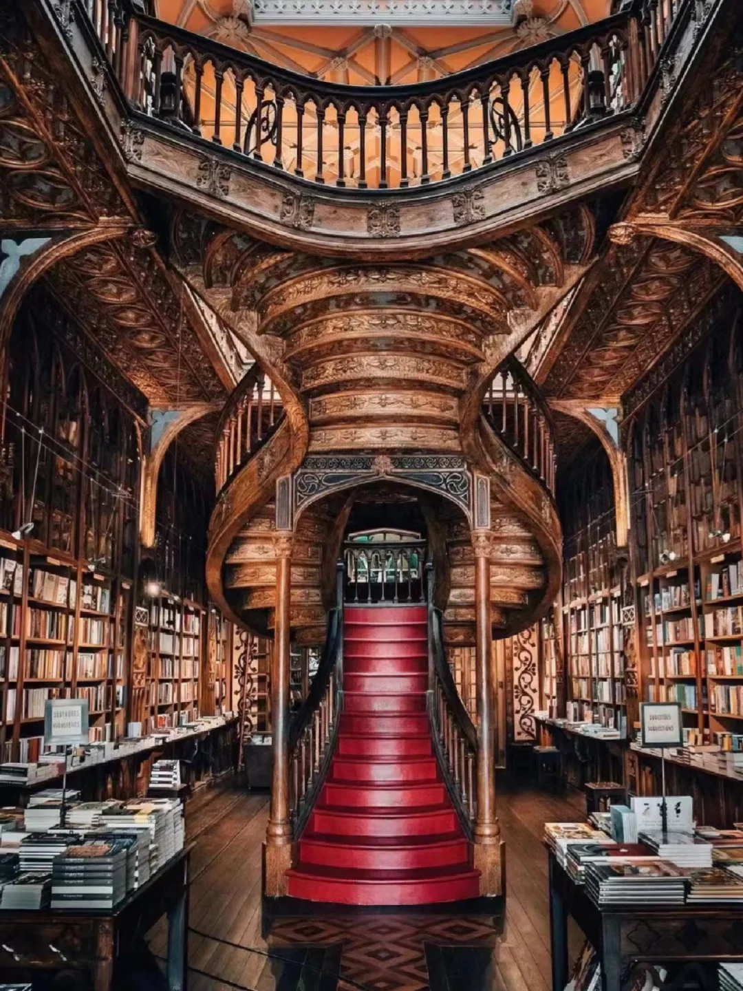 霍格沃茨灵感来源📚世界上最美丽书店之一！