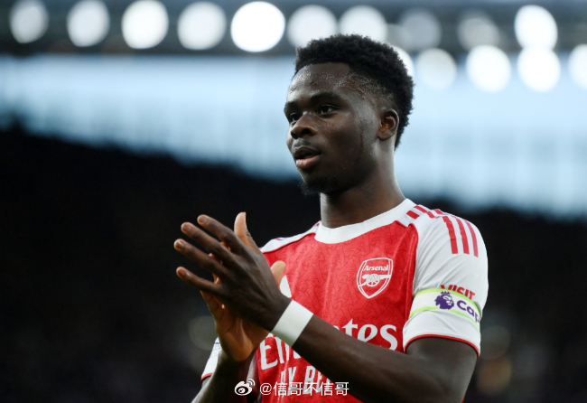 利物浦名宿史蒂夫·尼科尔日前接受ESPN采访，并谈到了阿森纳边锋萨卡的状态。在此