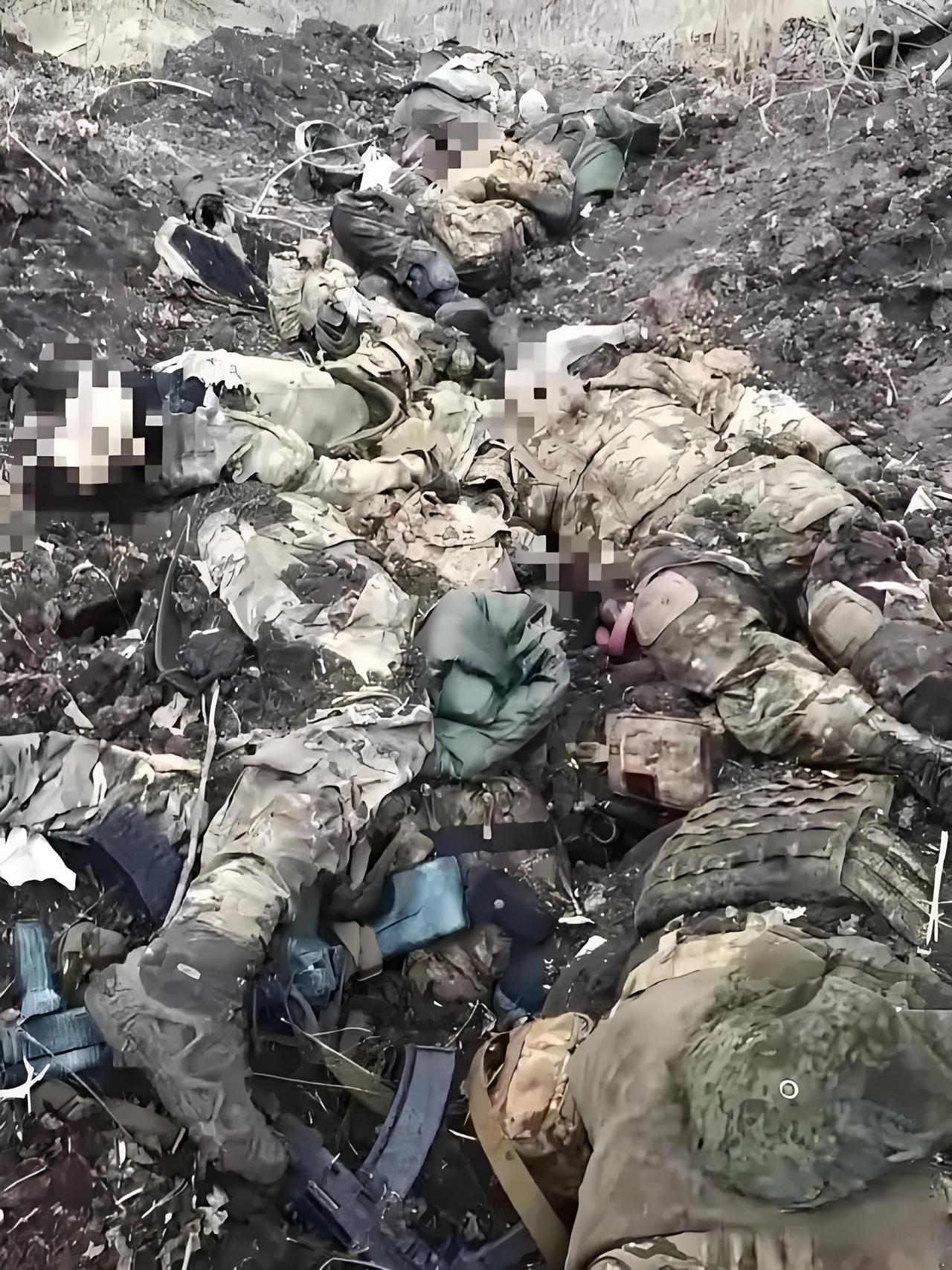 综合来看，短期内，美国是这场冲突在政治、战略和经济上的“最大相对受益者”；而从更