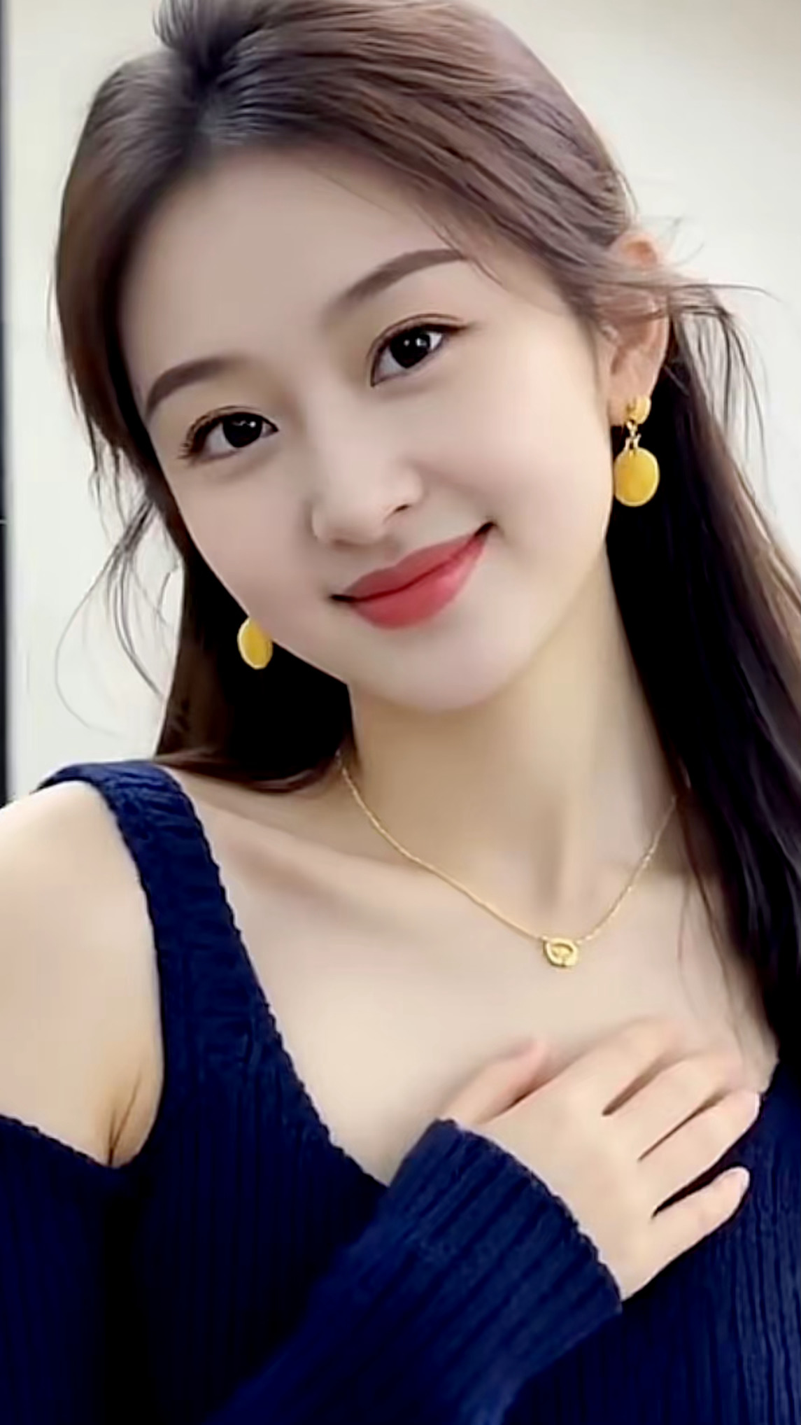 警句 世界上没有完美的社会制度,但不能以此成为借口而胡作非为?!做人要遵纪守法，