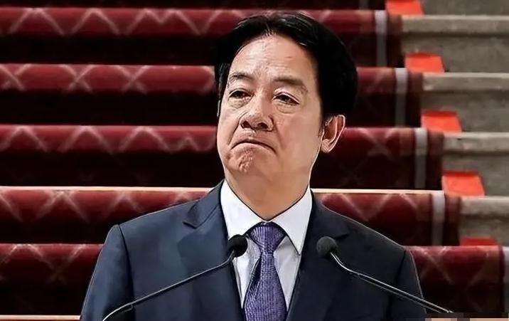 日前，关于一纸新美台协议的消息，在两篇文章披露的缝隙中浮了出来。谈判秘辛几天前从