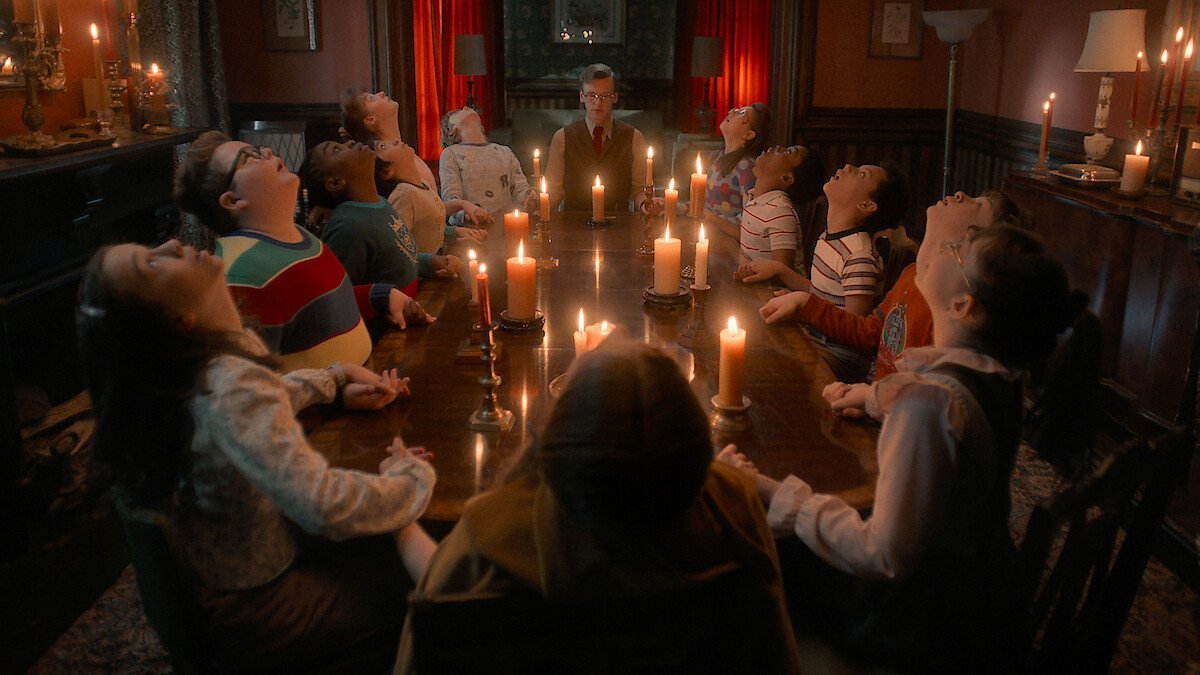 鬼舞辻无惨和他的十二鬼月完了，越看越像