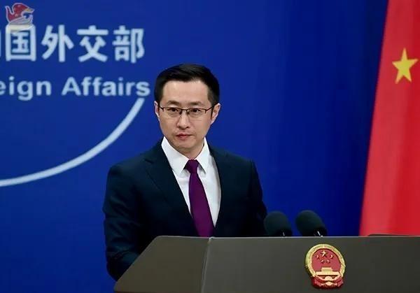 就在刚刚！外交部硬气回怼越南。3月23号，外交部开了例行记者会，发言人林剑直接怼