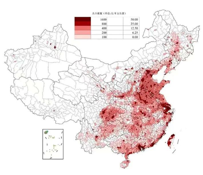 中国人口密度分布图：
可以看到从东北到西南区域。就是一条斜线，四川往西的云南、西