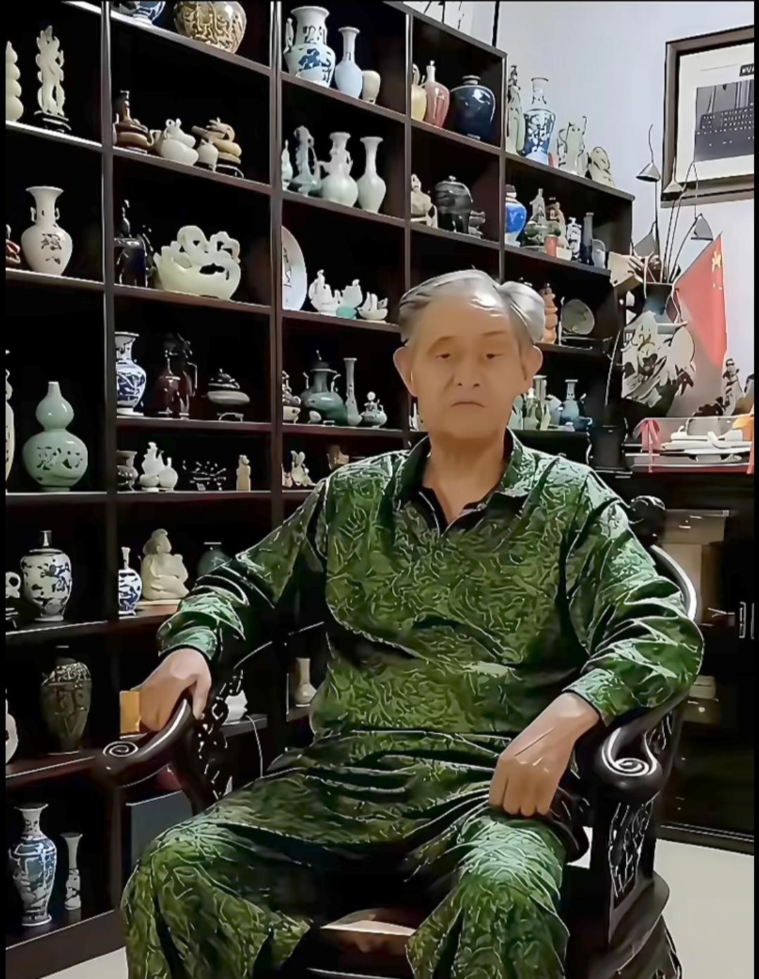 徐湖平家里那么多的老物品，这些物品是不是属于古董，或者还是一些从其他博物馆转移到