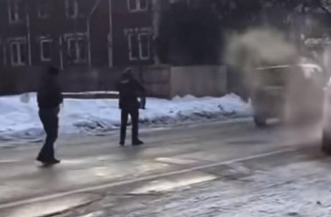 “特朗普高兴早了！” 就在美军抓走了马杜罗，抓扣了俄罗斯油轮贝拉 - 1 号之后