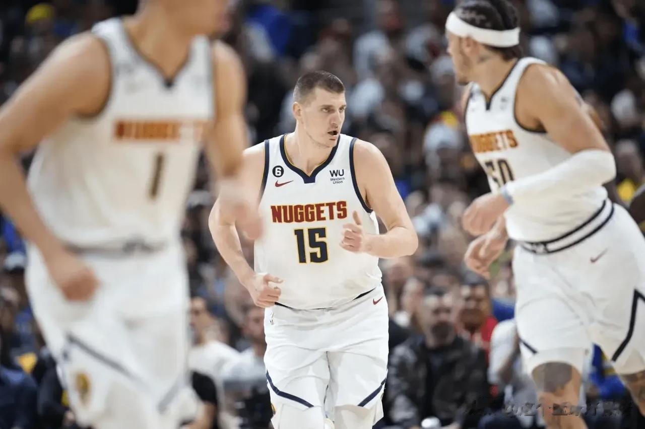 2K24游戏能力值官宣约基奇第一。NBA 2K官方陆续公布球员的游戏能力值。尼古