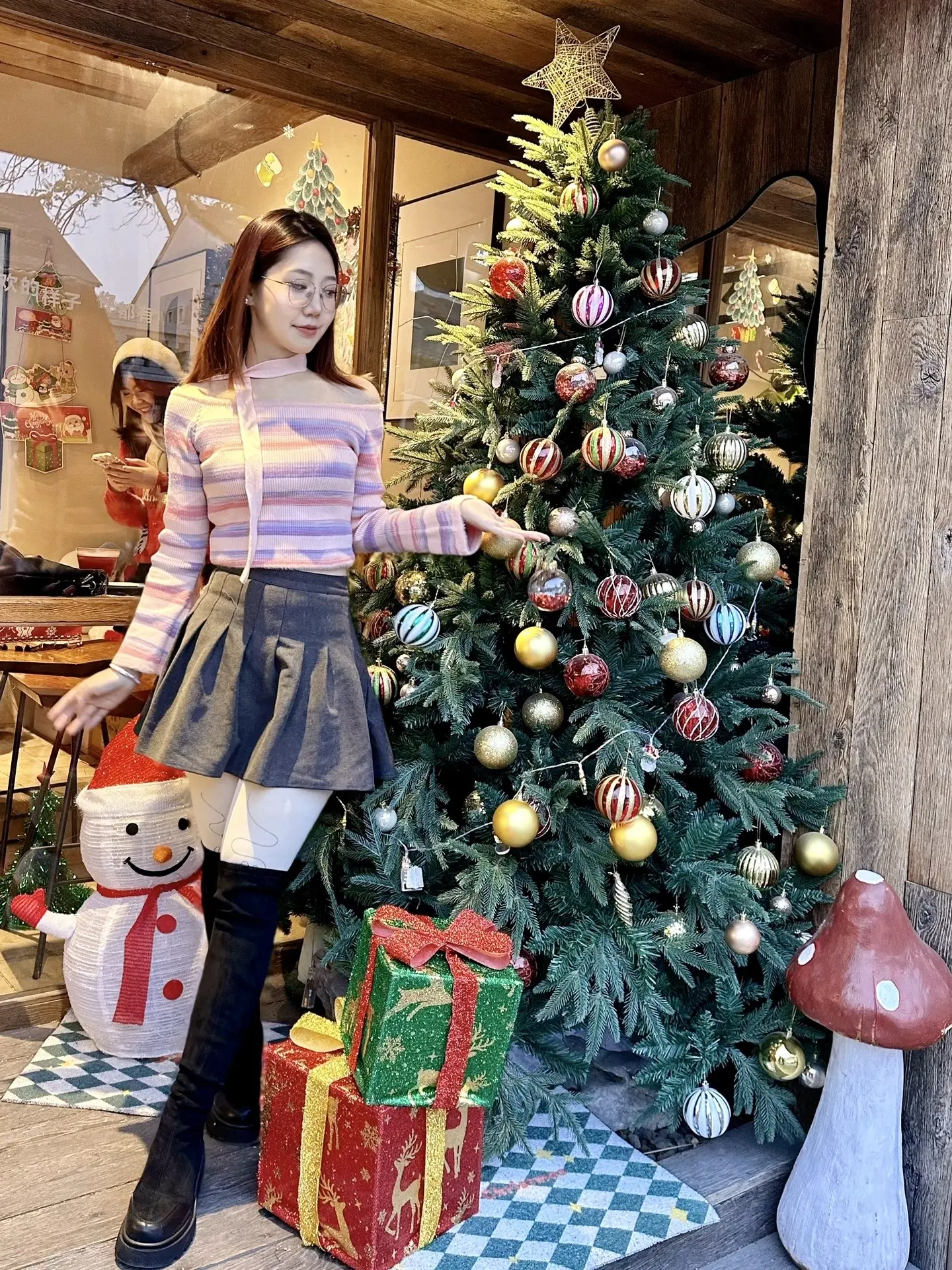 来胡同bar李迎接圣诞🧑‍🎄