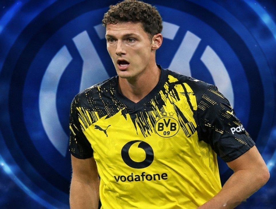 图片报：多特蒙德夏天可能引进帕瓦尔替代可能离队的尼科·施洛特贝克。国际米兰欧冠﻿