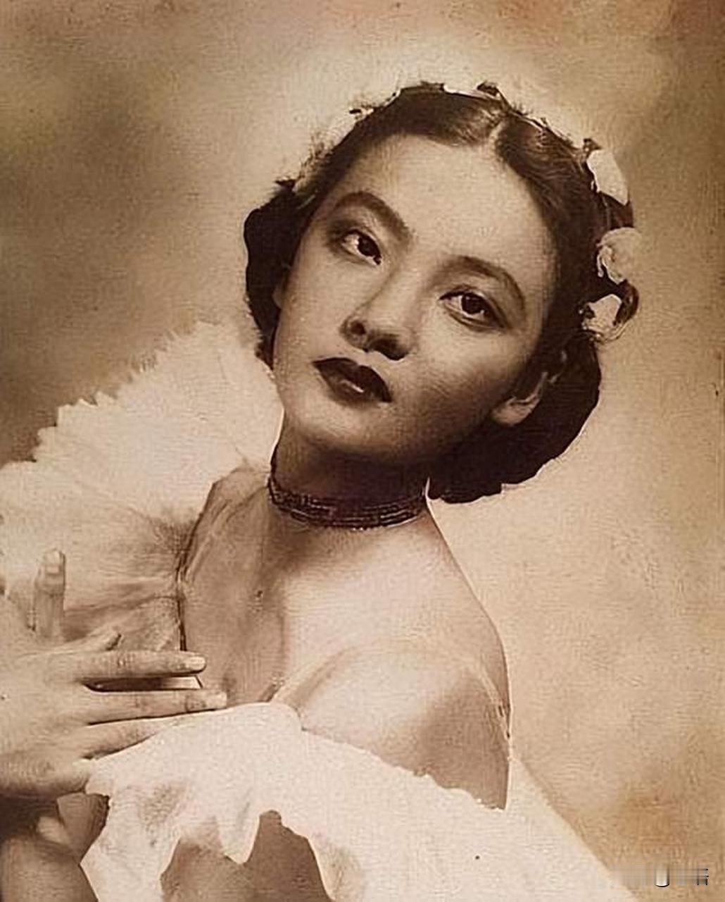 她被称之为民国“第一欲女”，她把与3000名男子交往的故事，写成书之后直接轰动了