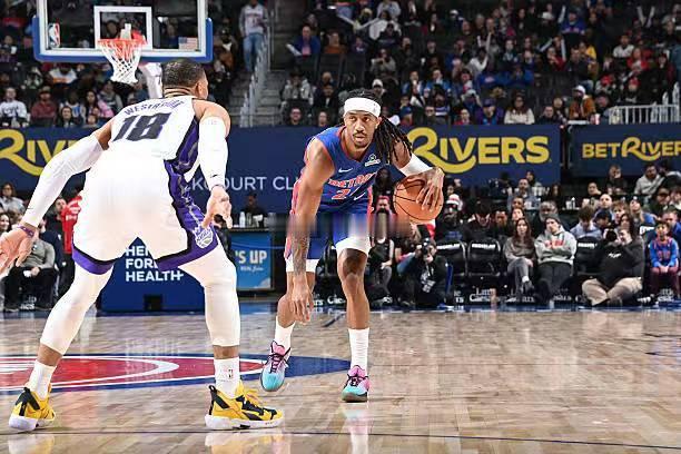 剩余场次已经不多了，所以我们基本上可以确定，活塞肯定会想办法在最近一段时间转正达