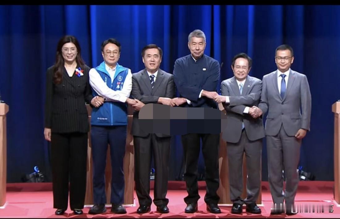 国民党主席参选人在10月2日傍晚的辩论中张亚中火力更猛了，逐一点名了郑丽文、郝龙