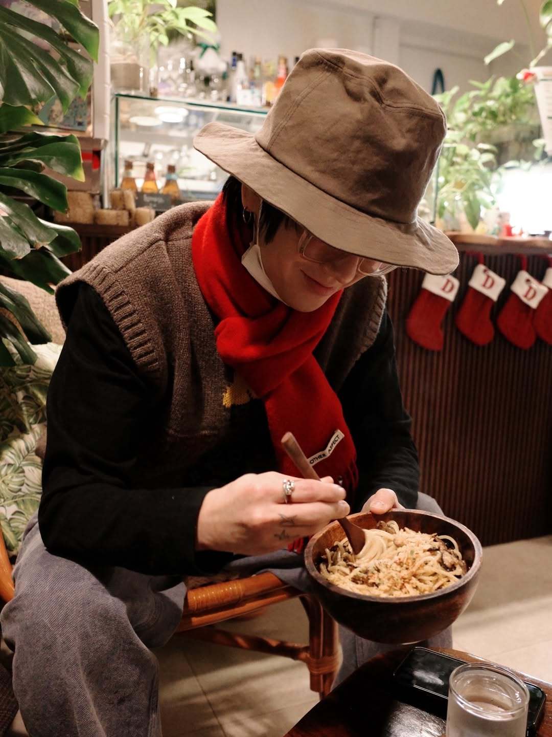 “CB百蓝_。251228金钟云 IG+TW更新：December slippe