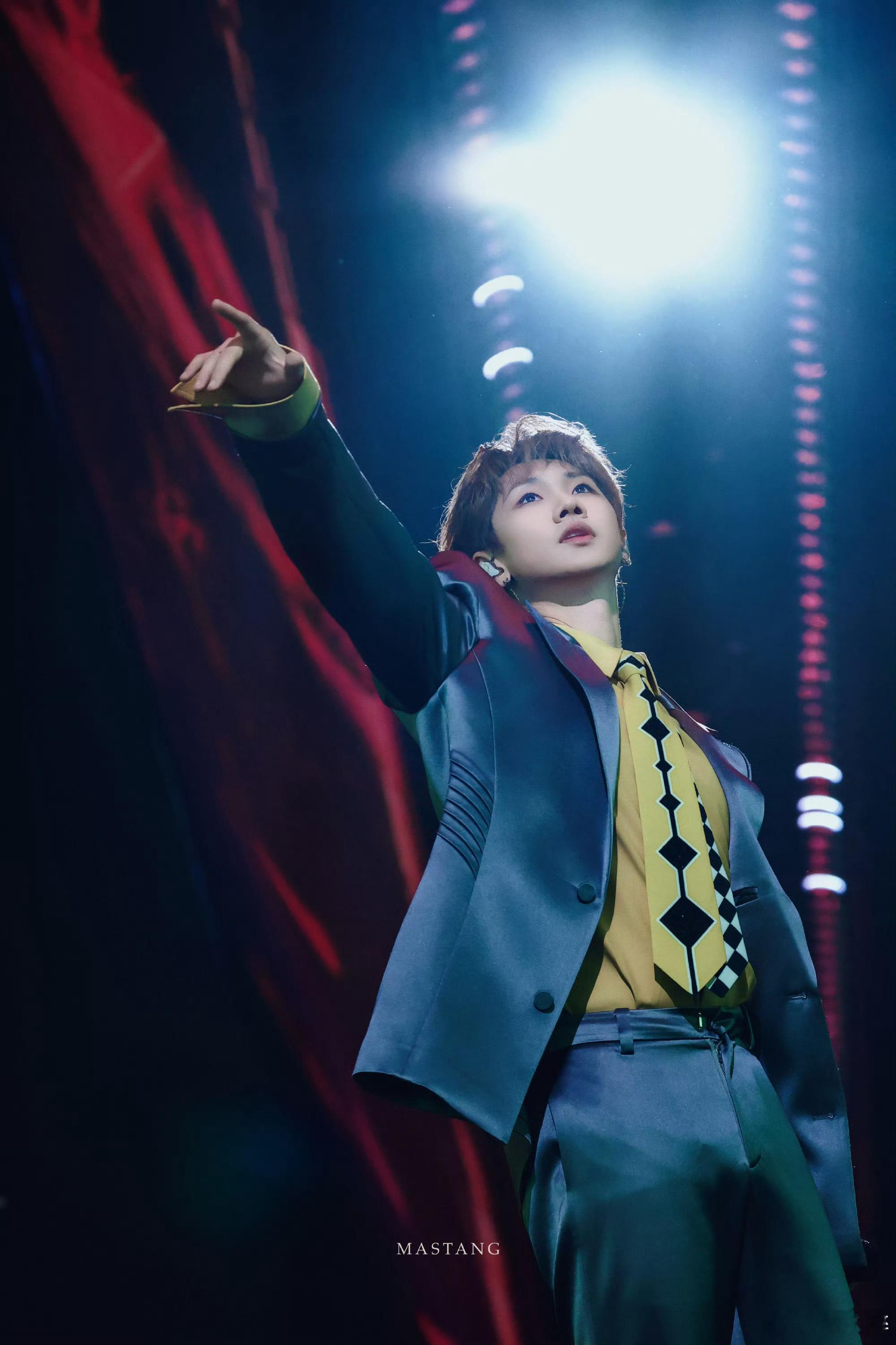 星光大赏内场汪苏泷，今夜你的表现，尽显音乐才子的多面魅力。汪苏泷