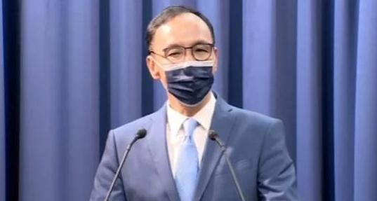 台湾要员曾放话：满足这三条件，台湾自动回归，第一实行“一国两制”，第二将所有的汉