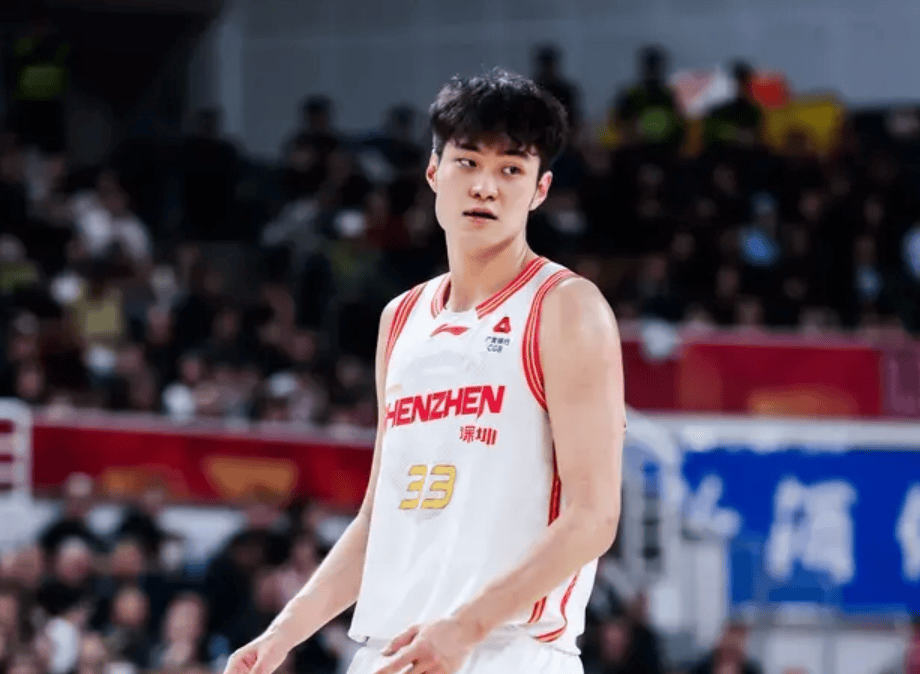 媒体人谈王浩然表现：王浩然才21岁，他的未来太让人期待了