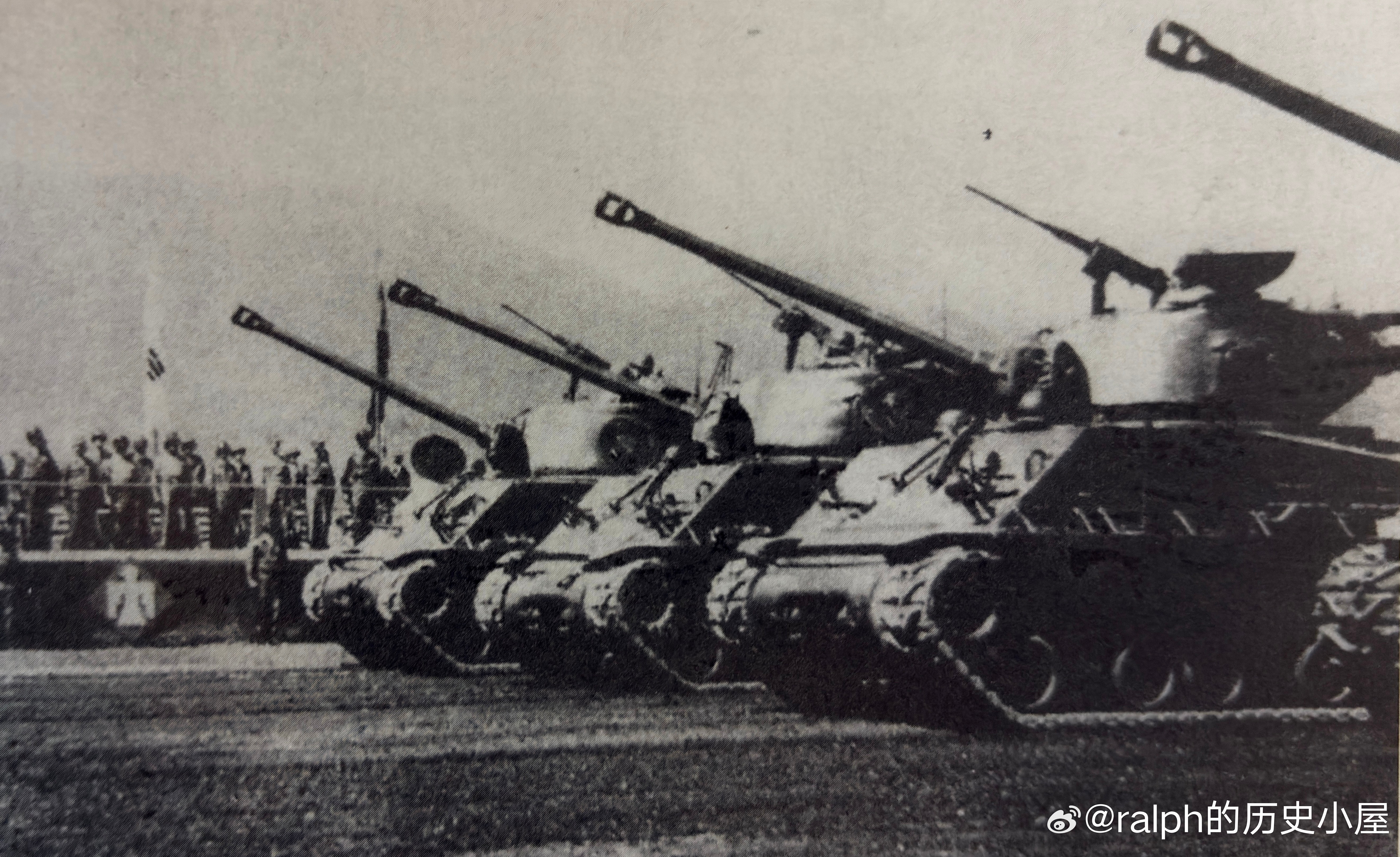 1952年4月韩军第2集团军成立，这是该集团军坦克连的M4A3坦克。韩军第一个坦