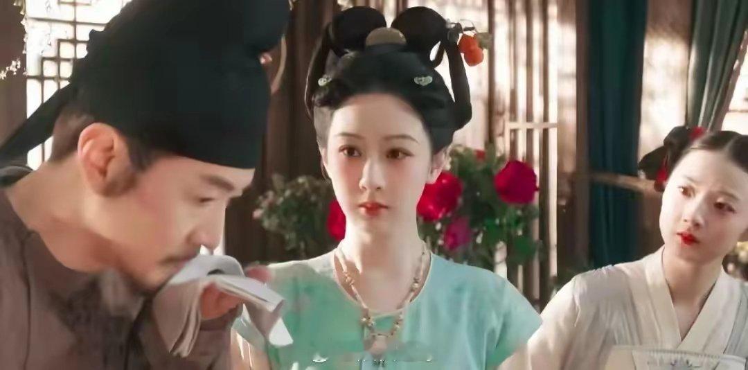 《国色芳华》直到看到何惟芳拿出玉算盘，才知她已掉入另一陷阱 