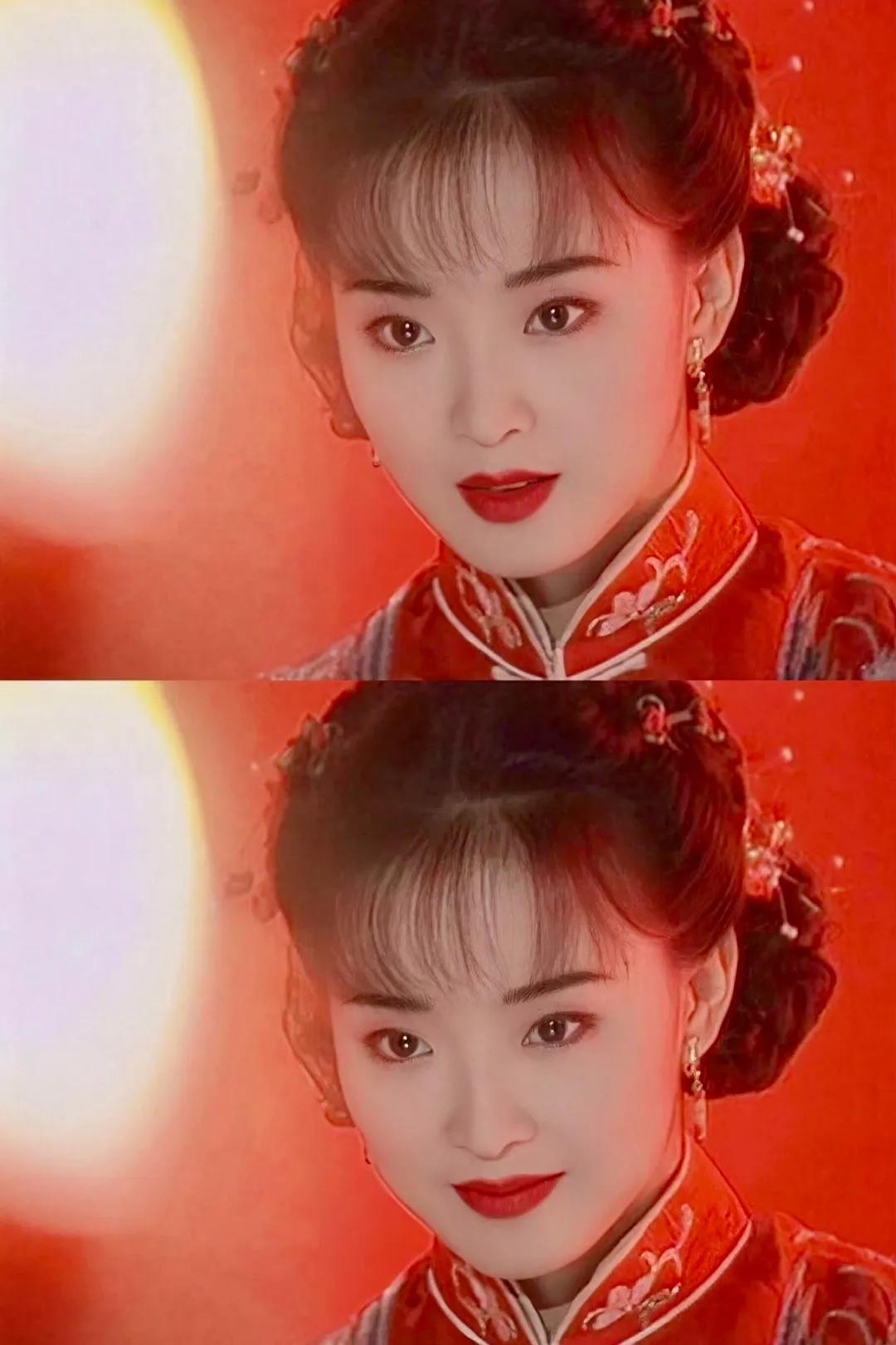 这演技绝了！女二硬是演出了女主的气场，当年追剧时就被她惊艳到，一颦一笑皆是风情！