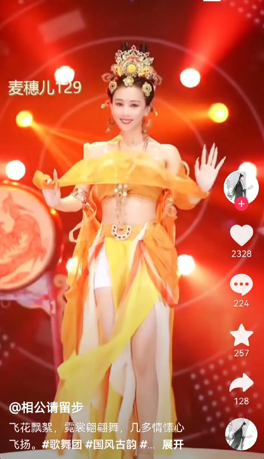 当年杰克马投资12亿元入股广州恒大的时候曾经说过，这次投资是“踹开门看一看”，我