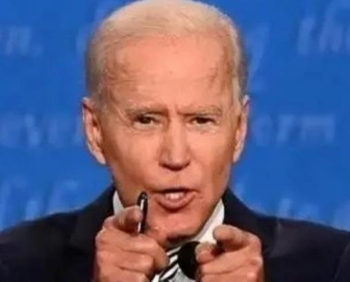 拜登忍无可忍，美国前总统拜登朝着特朗普打响了“第一枪”，如果再由着特朗普胡作非为