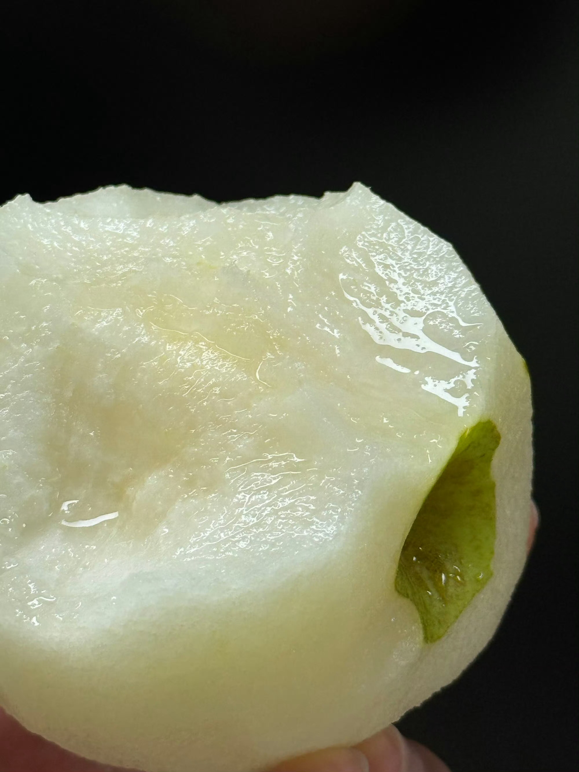🍐台风天在家吃梨这个水分甜度直接绝了一点都不夸张