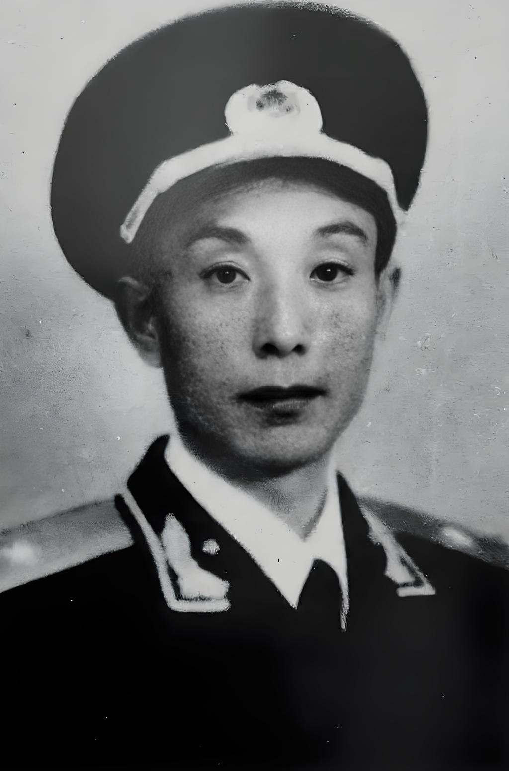 能文能武，开国少将，参与指挥珍宝岛自卫反击战，主政黑龙江，担任黑龙江省委第一书记