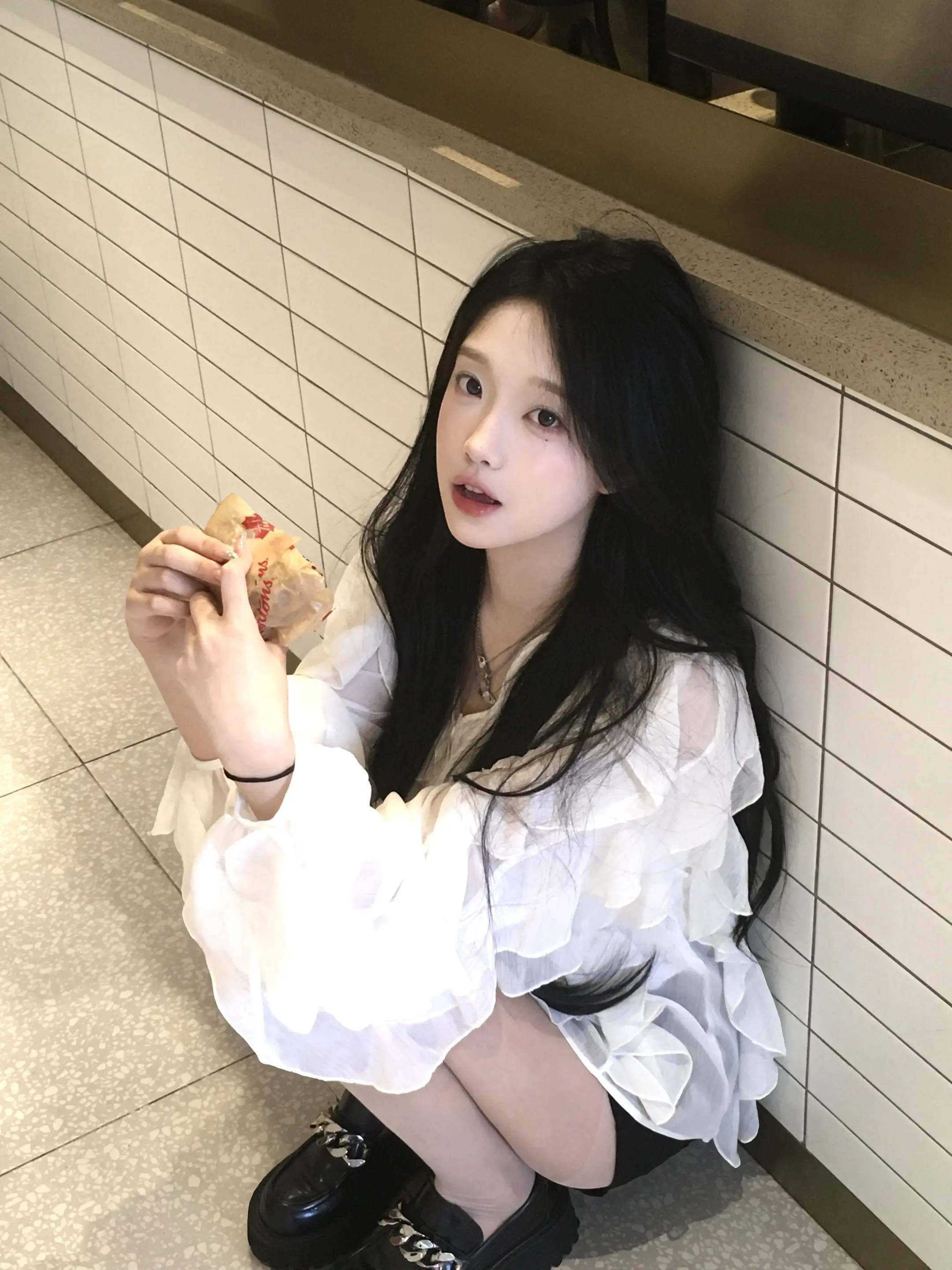 明明是我更可爱吧 不许跟她说话了。